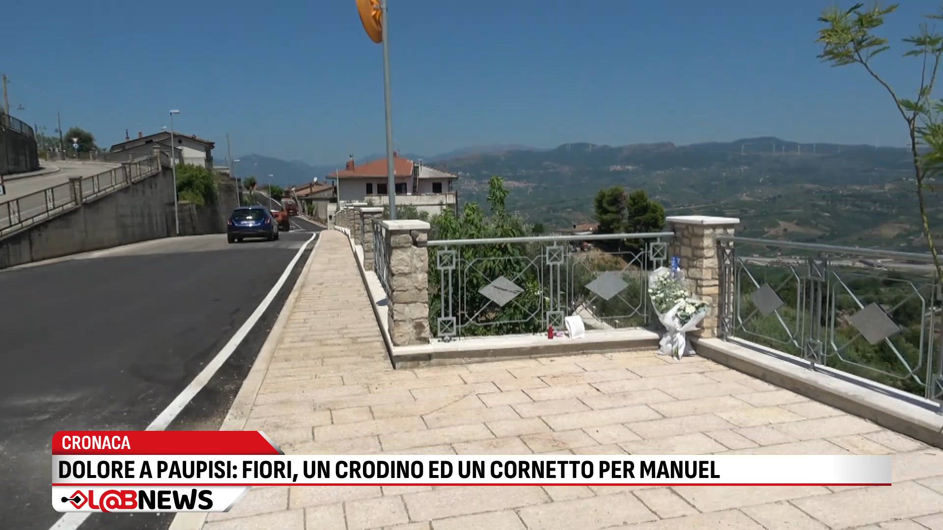 Dolore a Paupisi: fiori, un crodino e un cornetto per Manuel