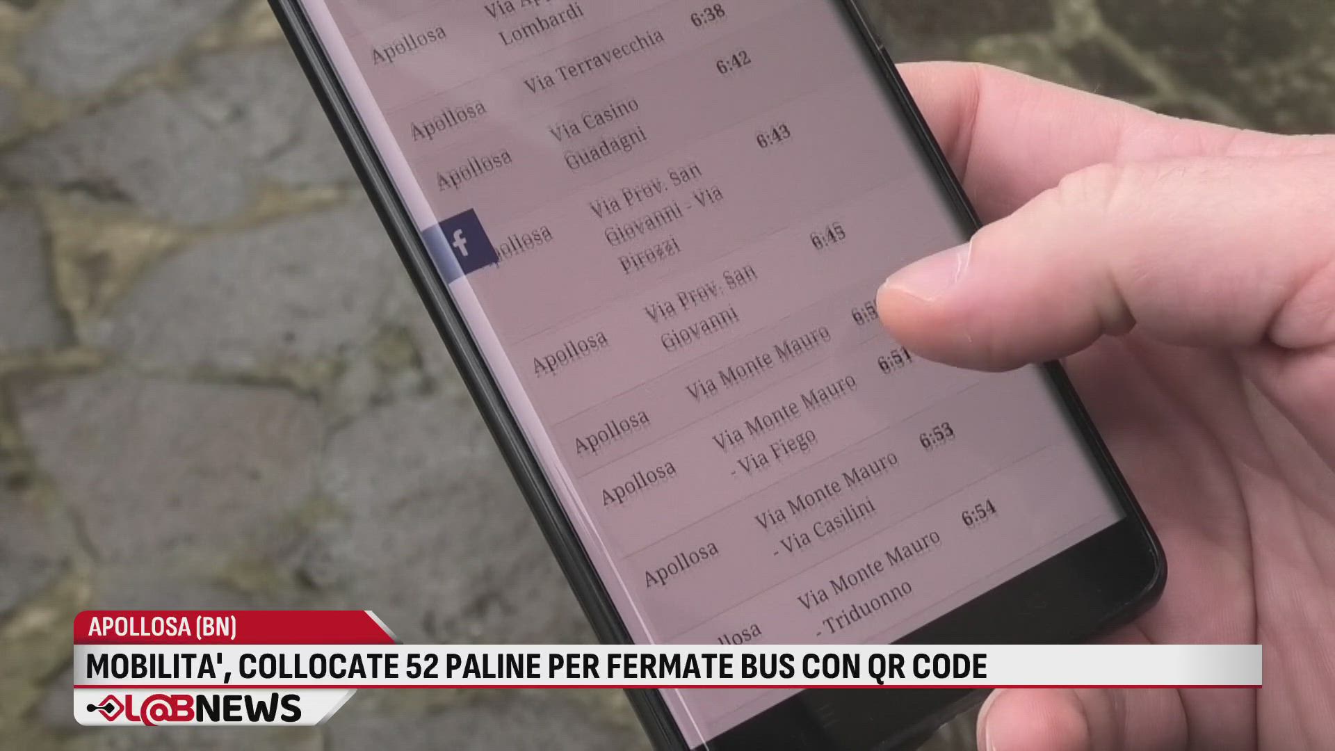 VIDEO - Mobilita', collocate 52 palline per fermate bus con Qr code Lab TV