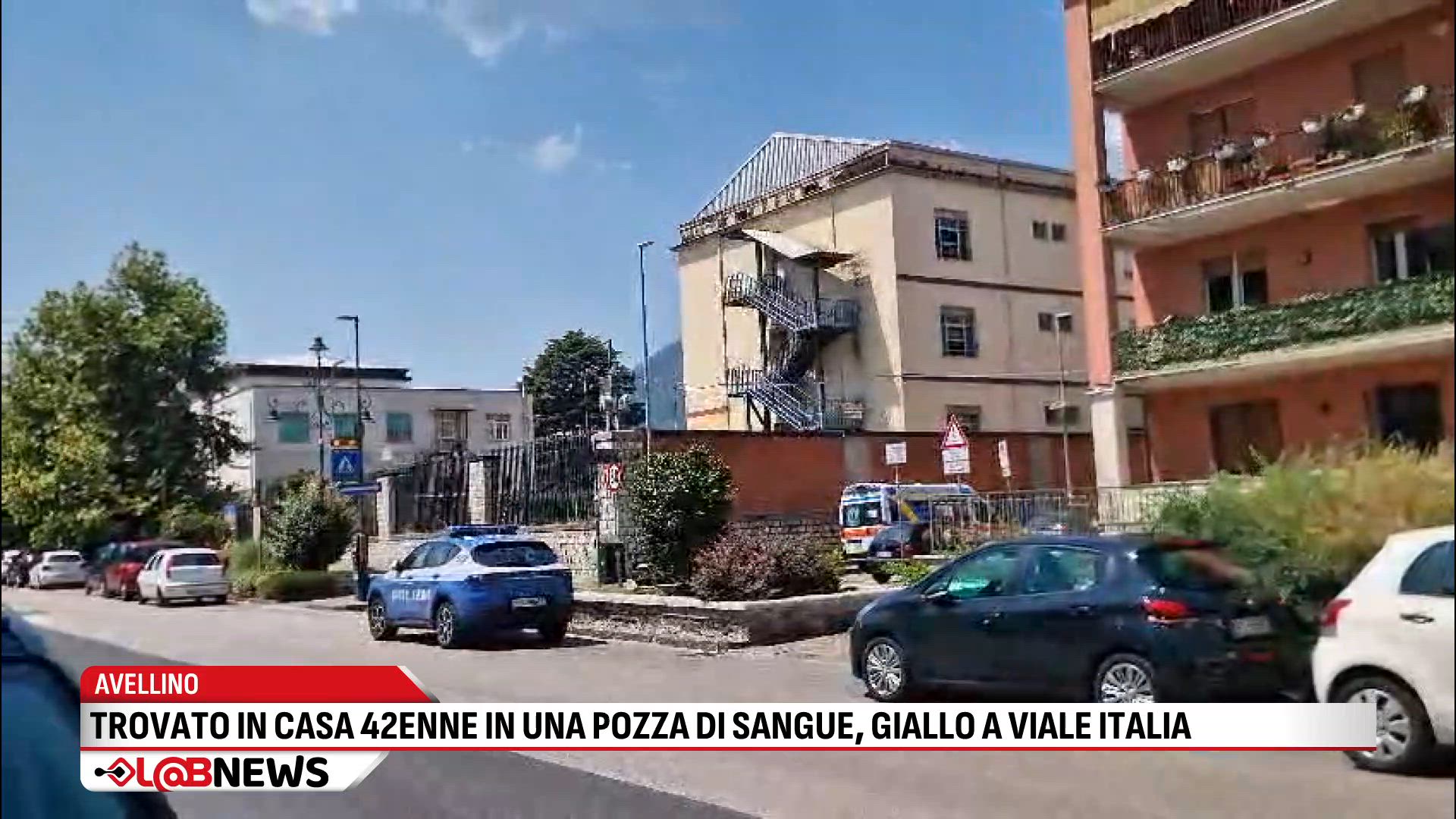 Trovato in casa 42enne in una pozza di sangue, giallo a viale Italia