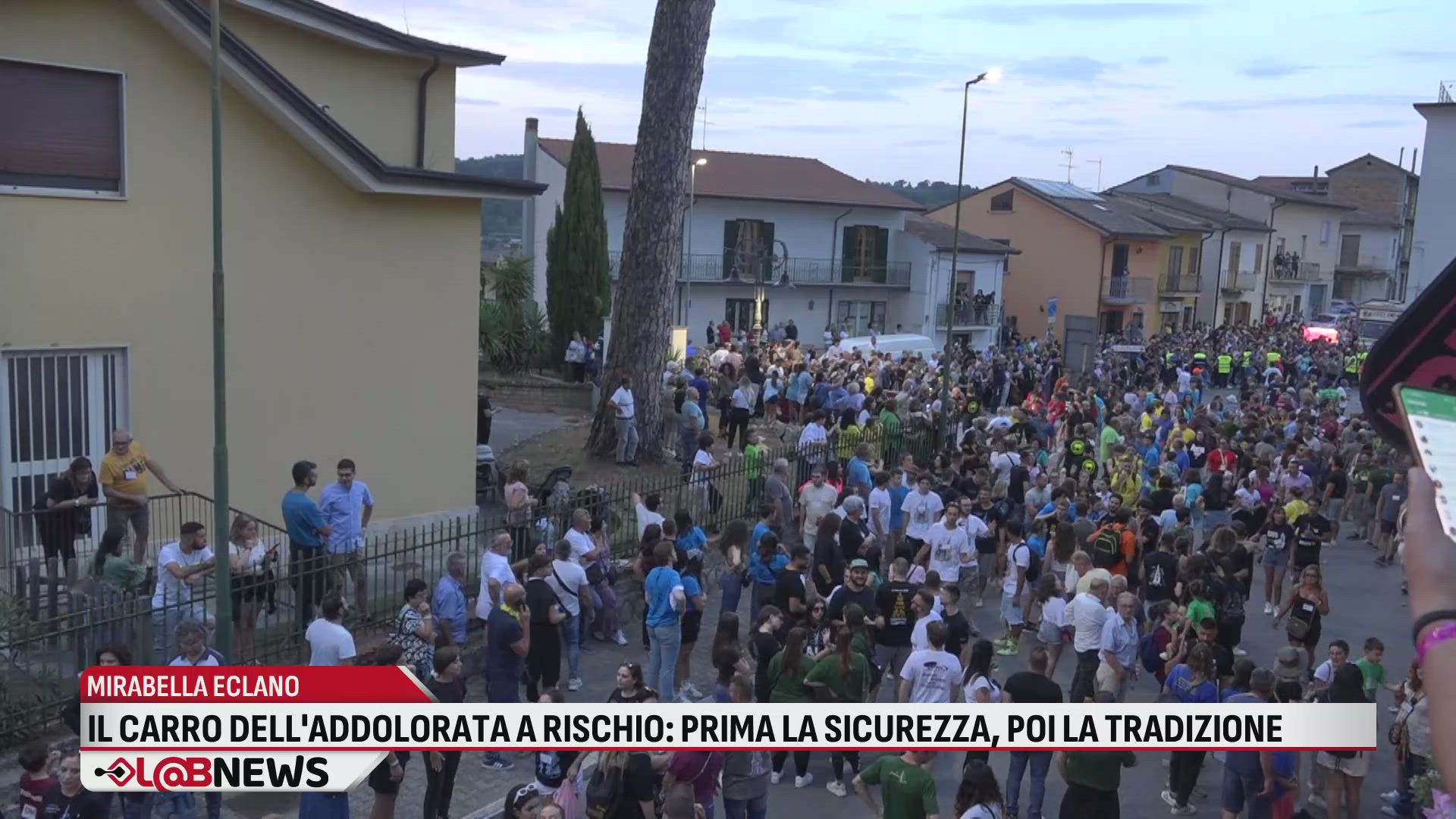 Il Carro dell'Addolorata a rischio: prima la sicurezza, poi la tradizione