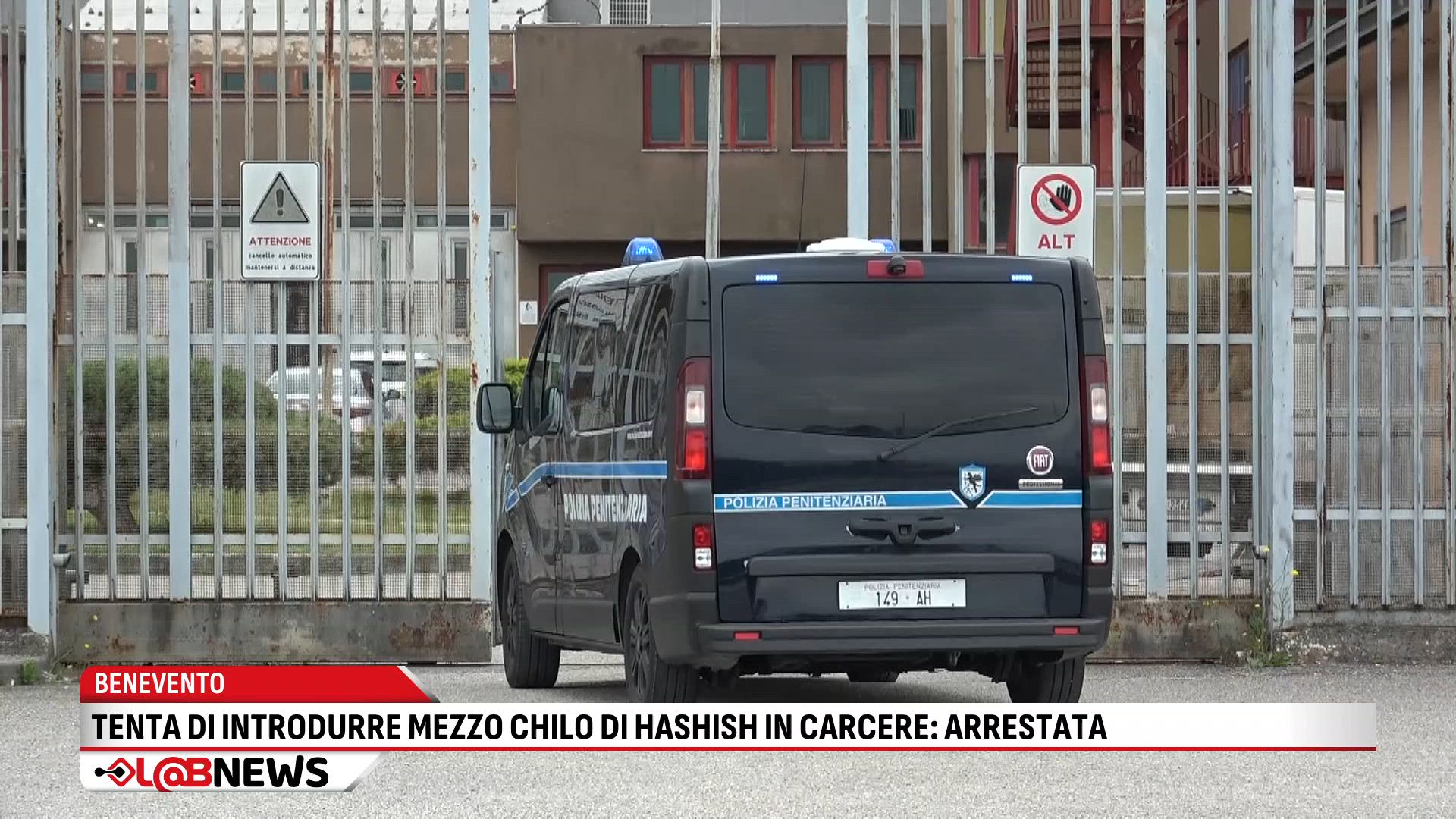 Tenta di introdurre mezzo chilo di hashish in carcere: arrestata
