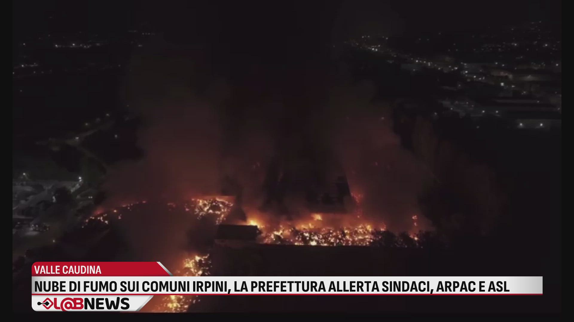 Nube di fumo sui comuni irpini, la Prefettura allerta sindaci Arpac e ASL