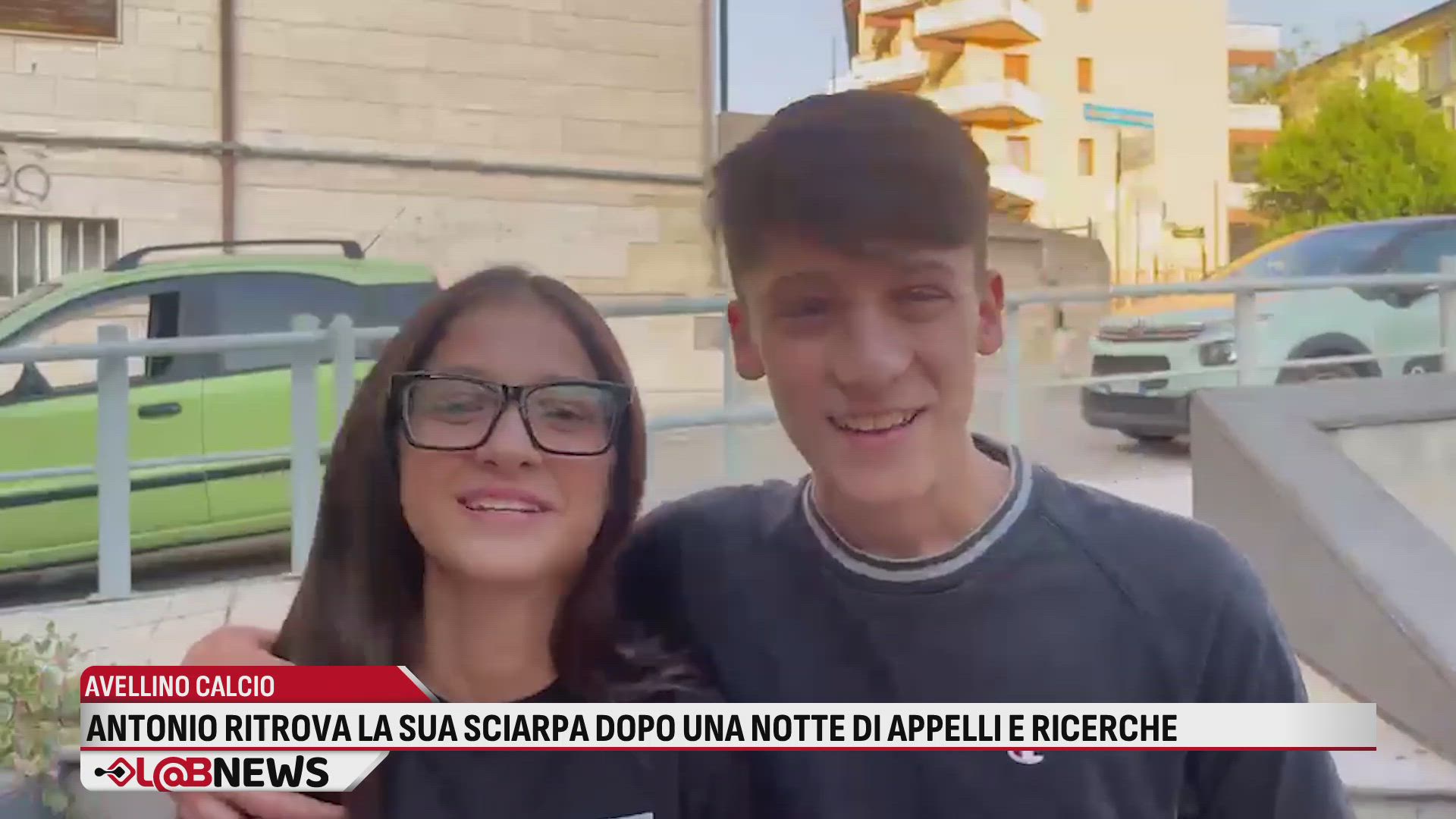 Antonio ritrova la sua sciarpa dopo una notte di appelli e ricerche